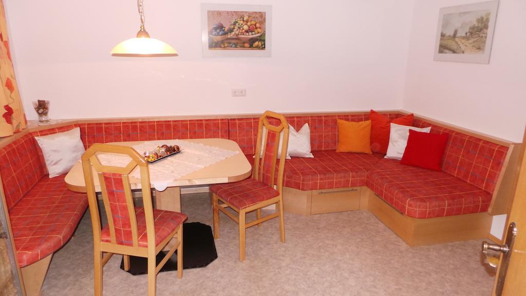 Haus Rainer Appartement Matrei in Osttirol Kamer foto